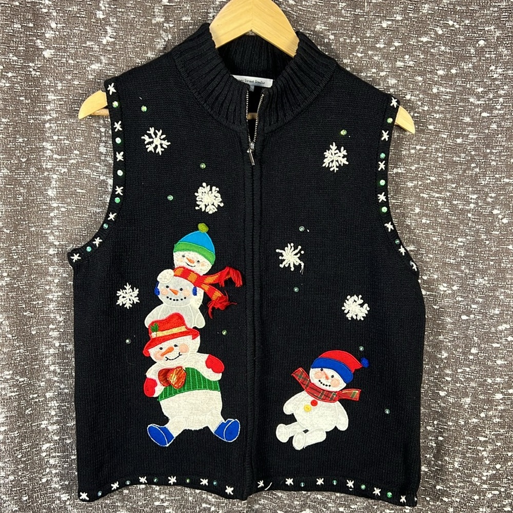 Mercer Street Studio Snowman Snowflakes Festive Holiday Christmas Sweater Vest‎